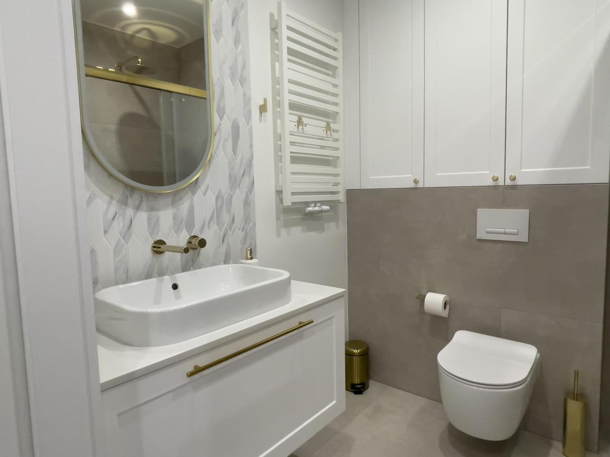 Urban Luxury Opolska 10 No 29, Free Garage, Self Check-in Apartment
