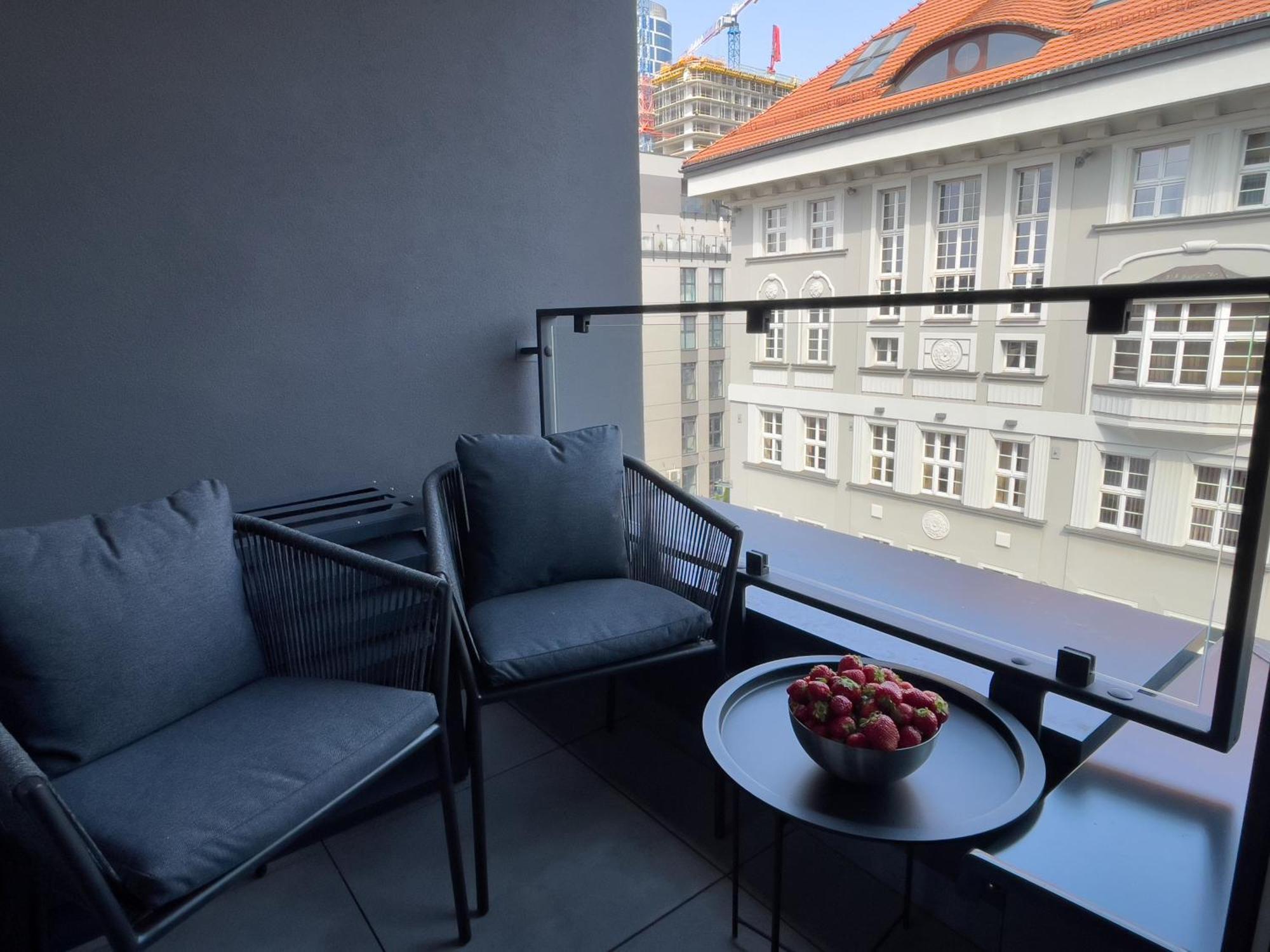 Urban Luxury Opolska 10 No 29, Free Garage, Self Check-in *